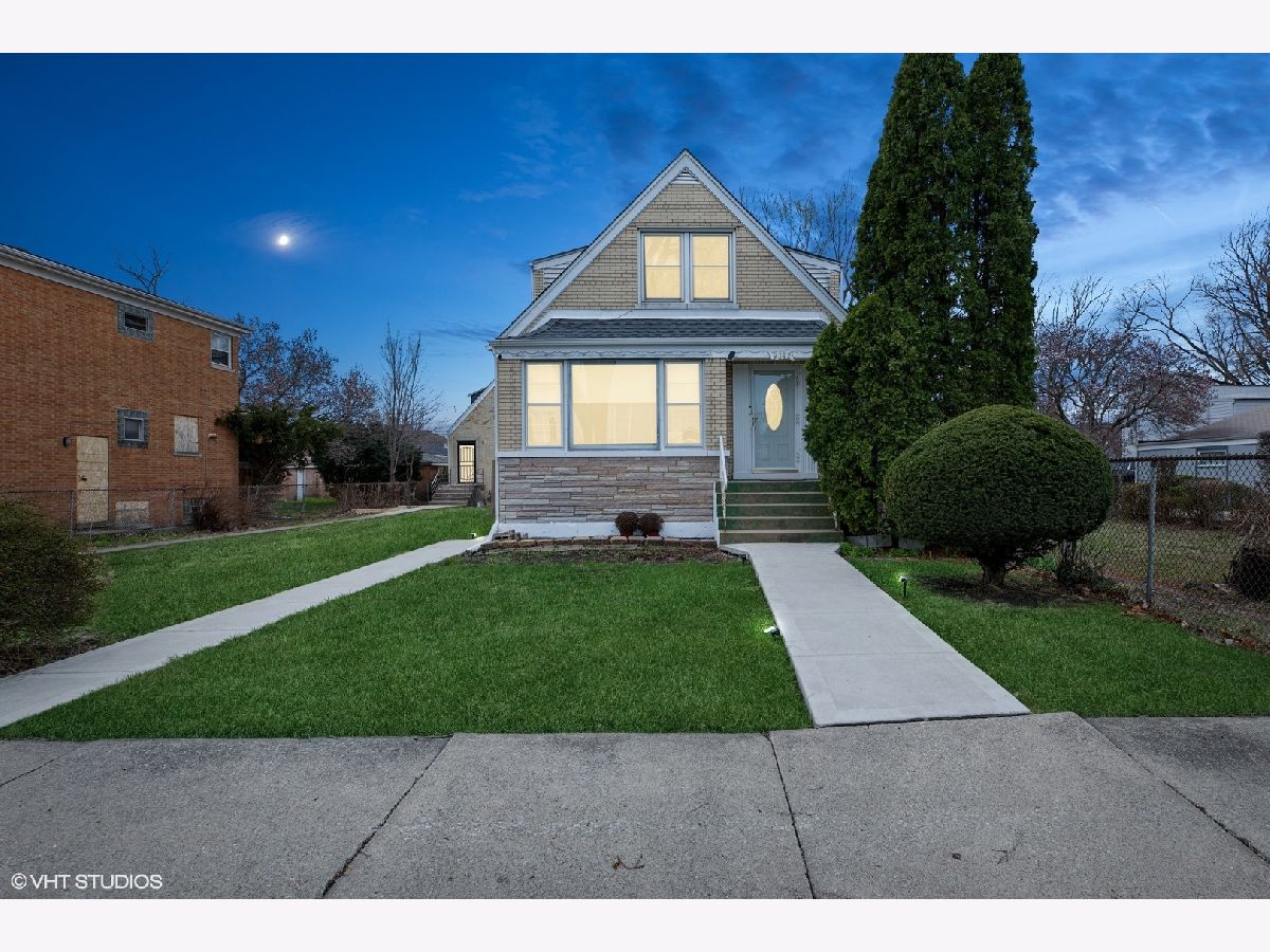 Homes & Townhomes Sold West Chesterfield Chicago Illinois, 9342 Indiana