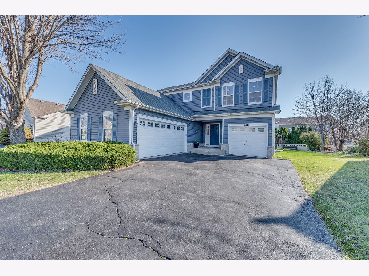 Homes Sold Clublands Plainfield Illinois, 1610 Sugar Maple