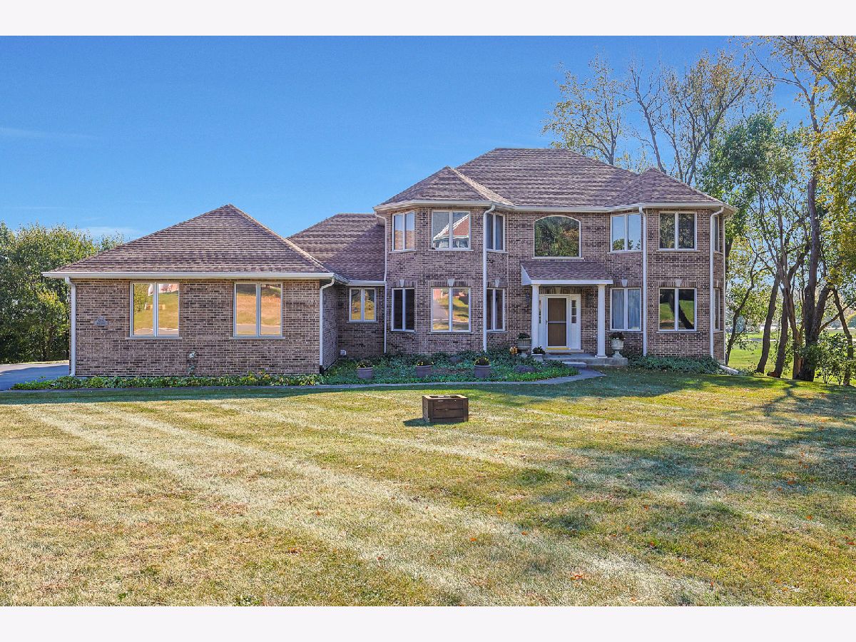 Homes Sold Berian Estates Crystal Lake Illinois, 5216 Rita