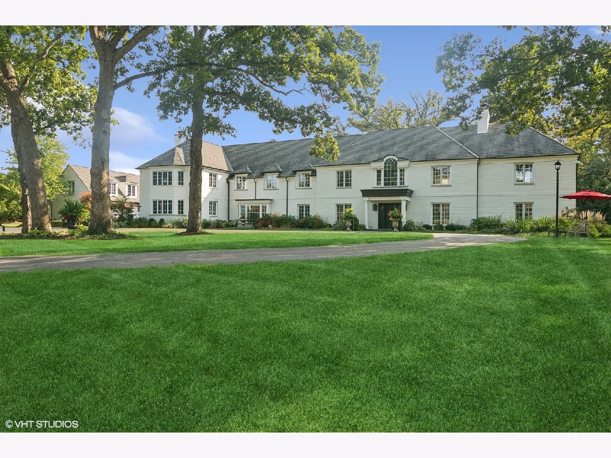  Sold Barrington Hills Illinois, 90 Hawley Woods