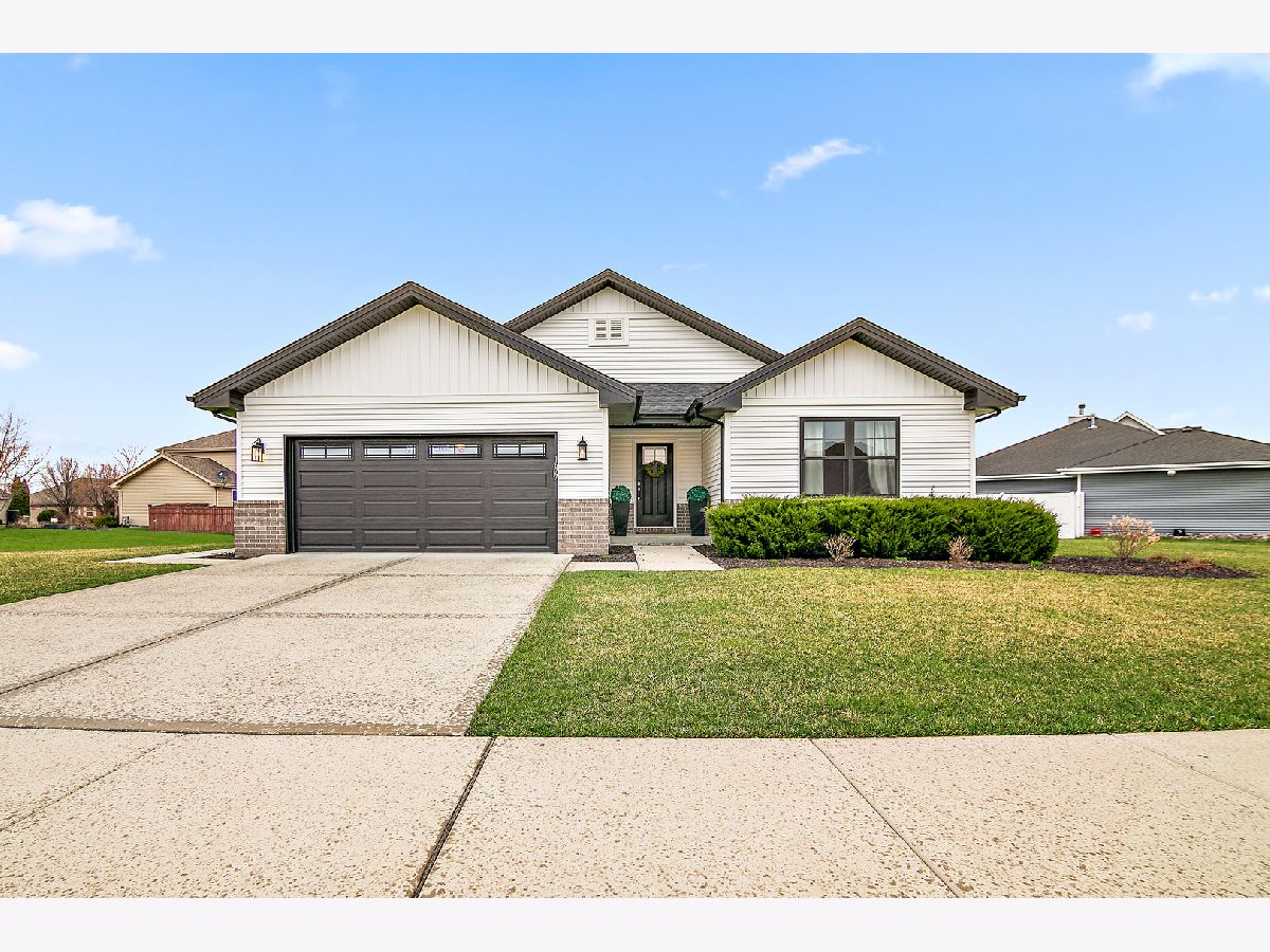  Sold Manteno Illinois, 1677 Talon