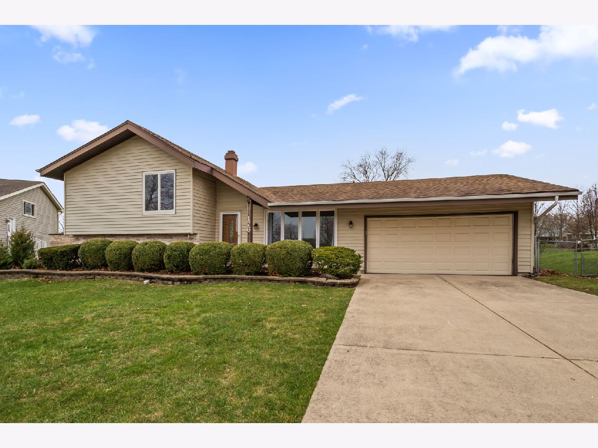 Townhomes & Condos & Homes Sold Westlake Bloomingdale Illinois, 176 Royce