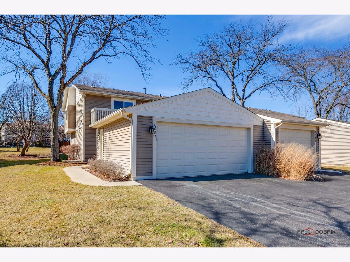 Townhomes & Condos & Homes Sold New Century Town Vernon Hills Illinois, 1066 Cumberland