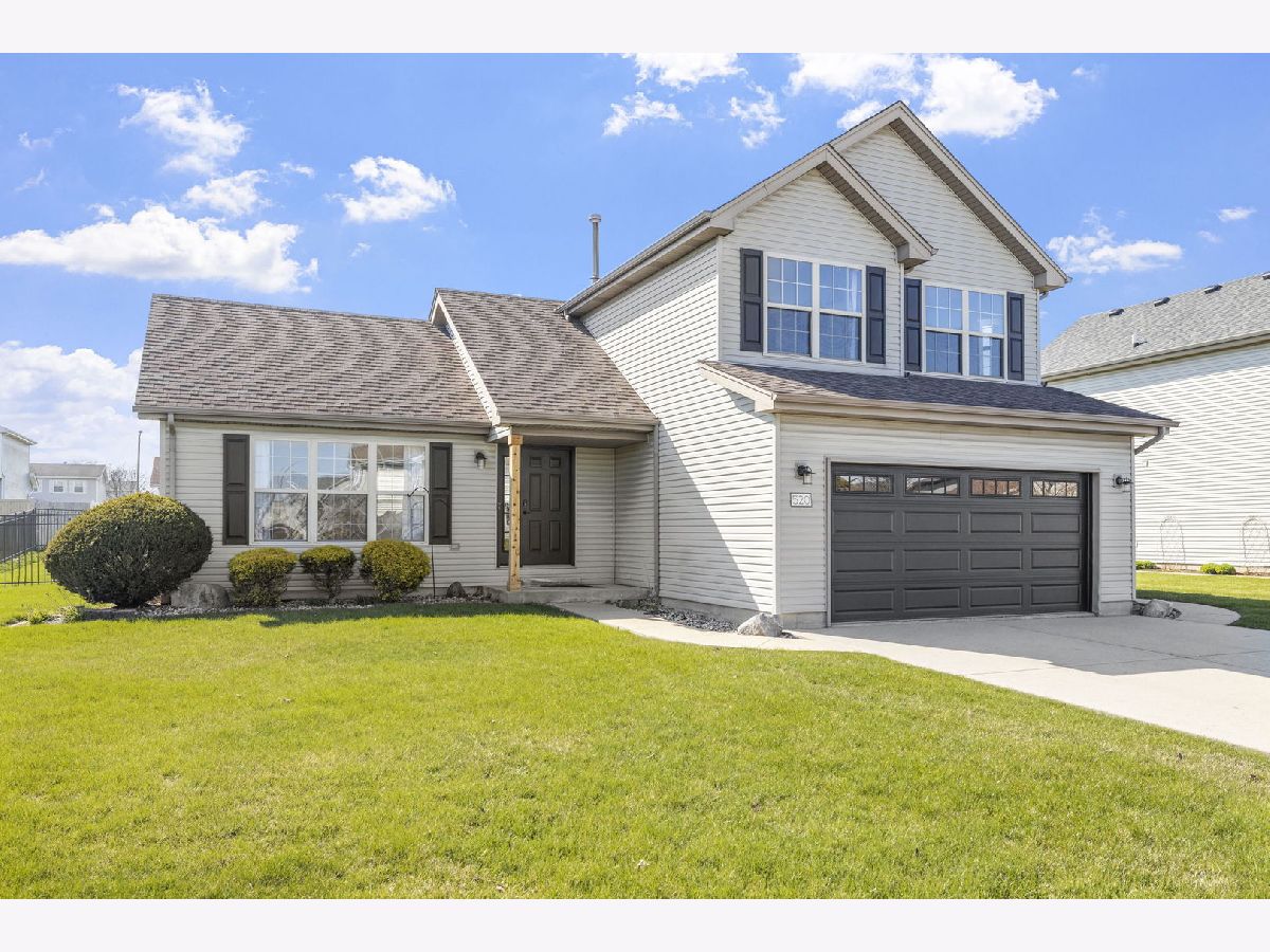 Homes & Condos & Townhomes Sold Walnut Creek Peotone Illinois, 520 Chestnut