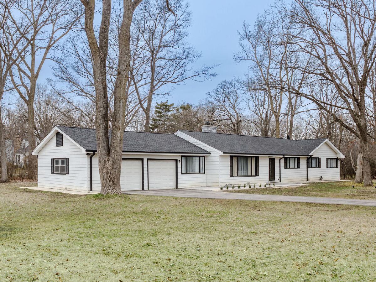  Rented Riverwoods Illinois, 2000 Robinwood