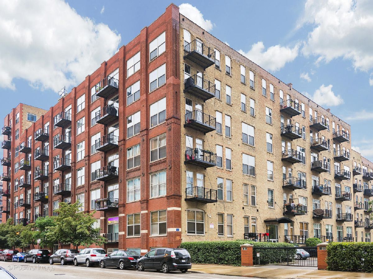 Condominiums Sold Gotham Lofts Chicago Illinois, 420 Clinton