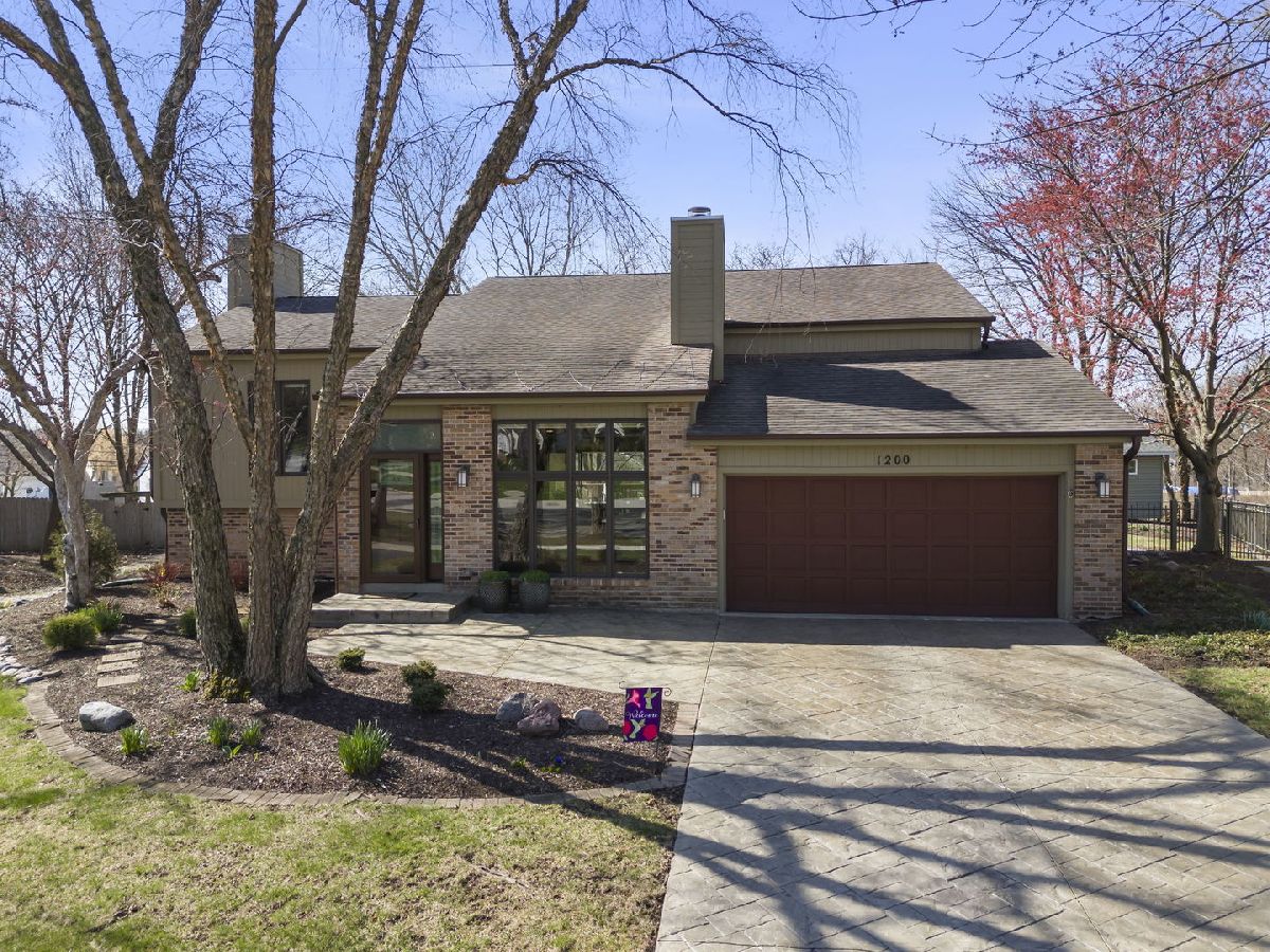 Homes Sold Yorkshire Manor Naperville Illinois, 1200 Yorkshire