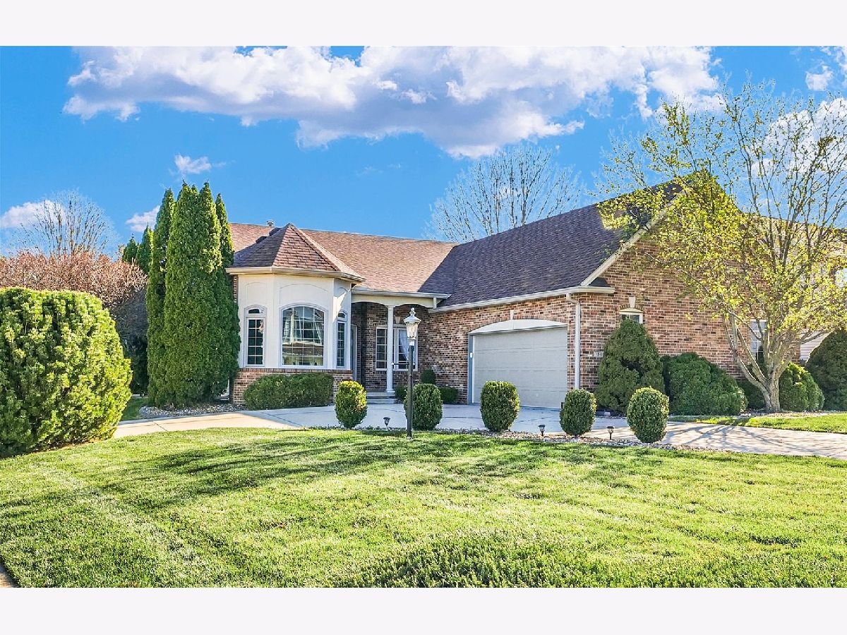 Homes & Condos & Townhomes Sold Prairie Fields Savoy Illinois, 501 Sunflower