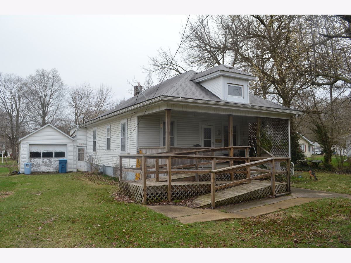  Sold Tiskilwa Illinois, 235 Washington