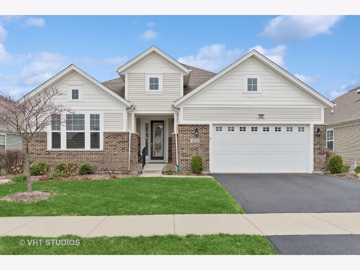 Townhomes & Condos & Homes Sold Carillon Club Naperville Illinois, 3635 Chesapeake