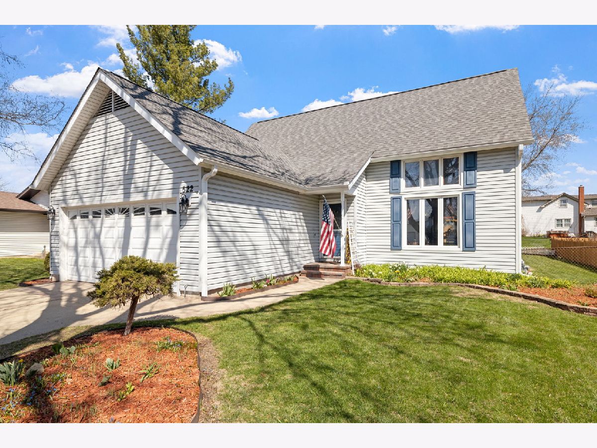 Homes Sold Settlers Lake Streamwood Illinois, 522 Dana