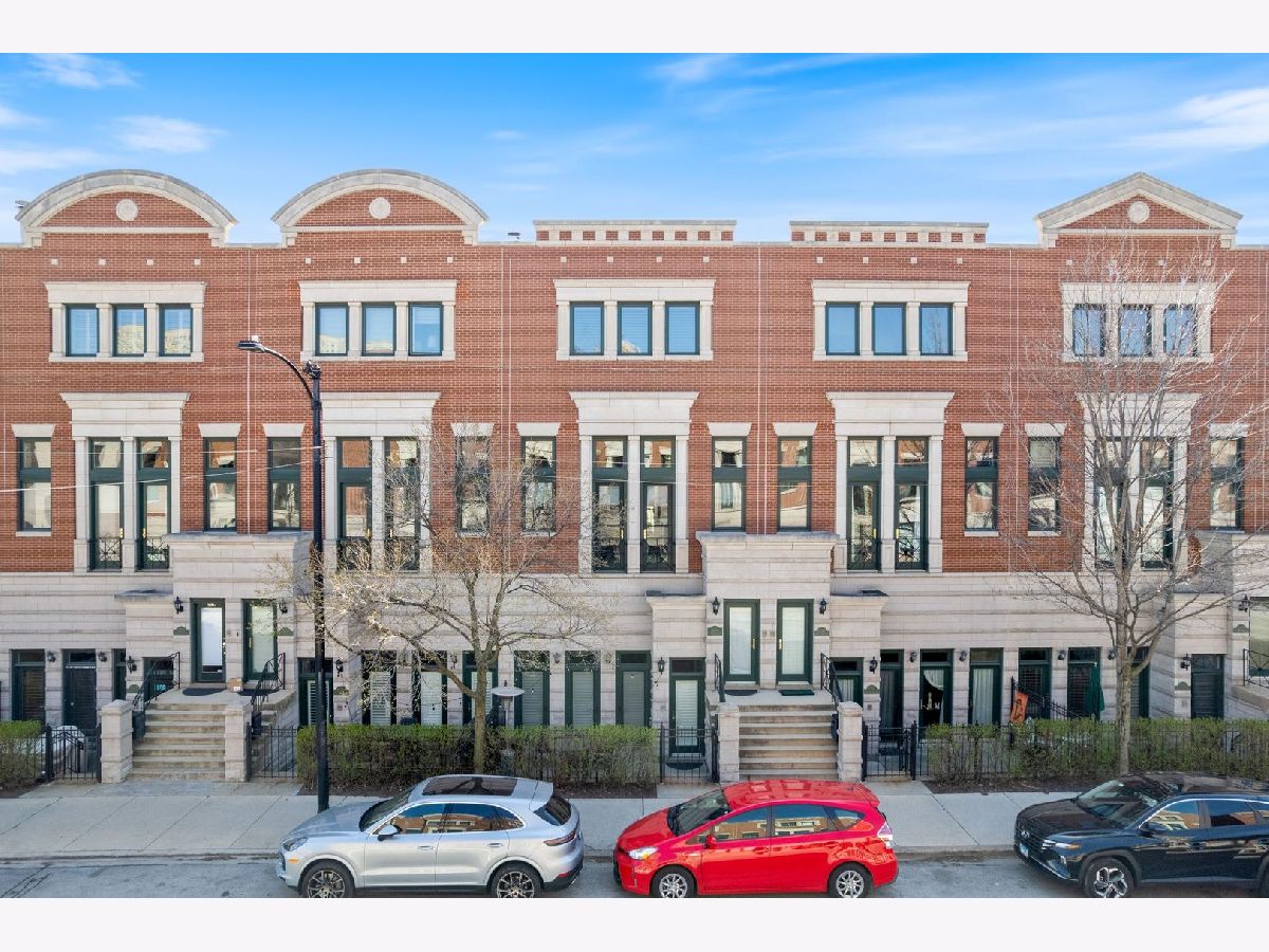 Townhomes Sold The Pointe Chicago Illinois, 2030 Lincoln