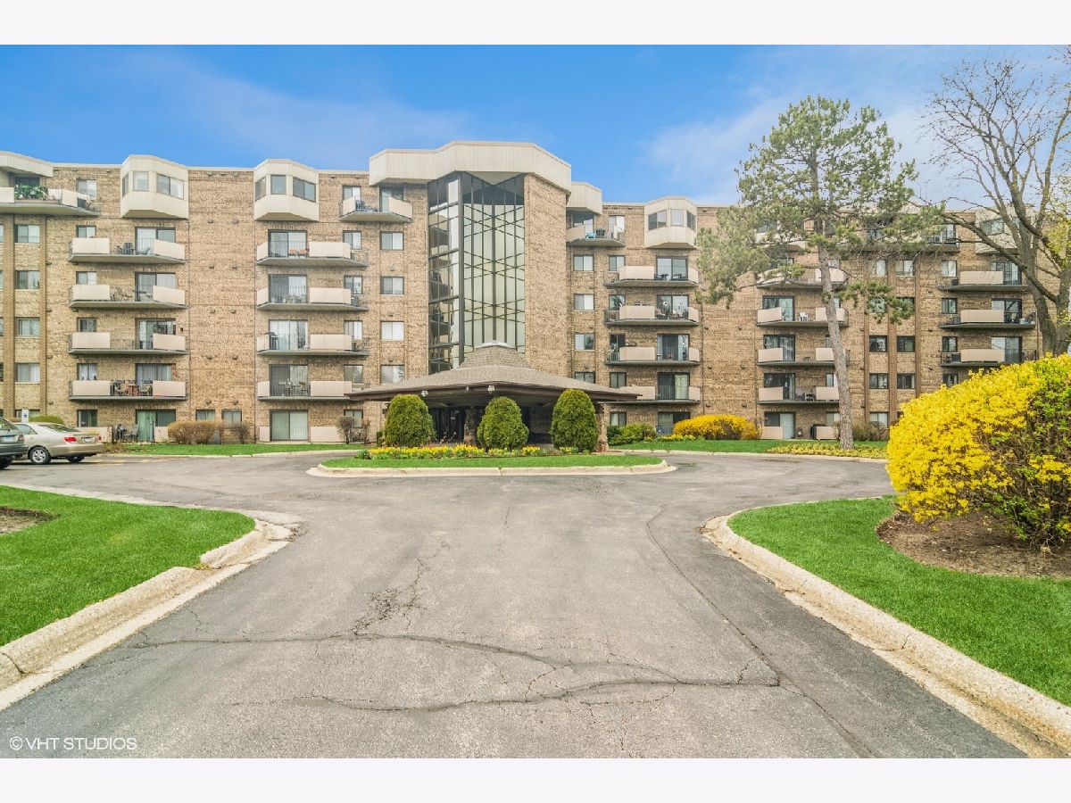 Condominiums Sold San Tropai Palatine Illinois, 1243 Baldwin