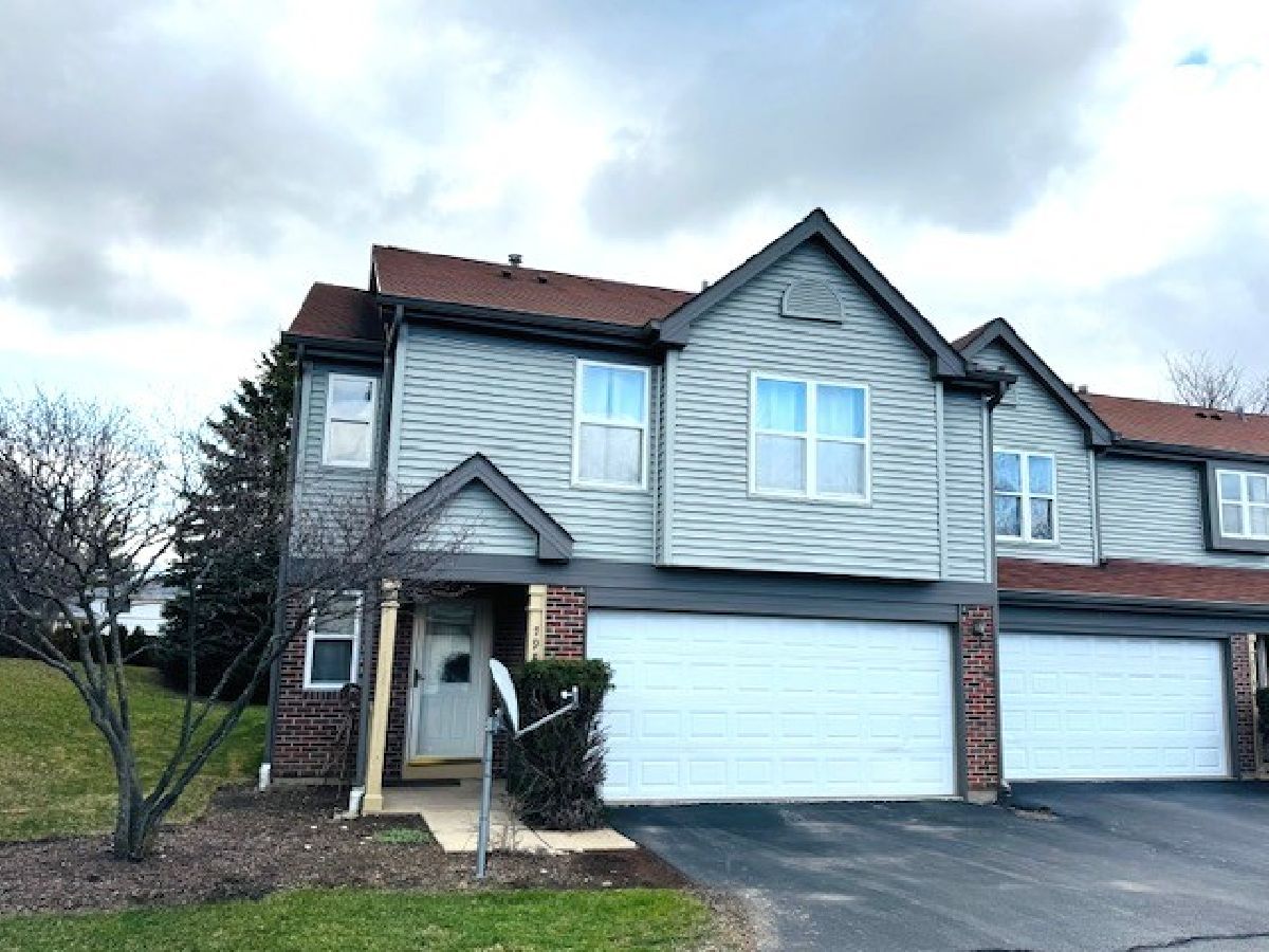 Townhomes & Condos Rented Whispering Oaks Palatine Illinois, 798 Whispering Oaks
