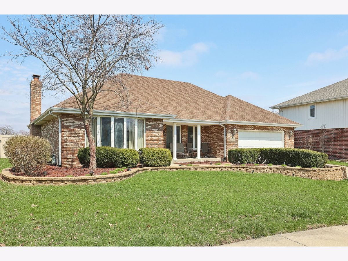 Townhomes & Condos & Homes Sold Eagle Ridge Orland Park Illinois, 10726 Voss