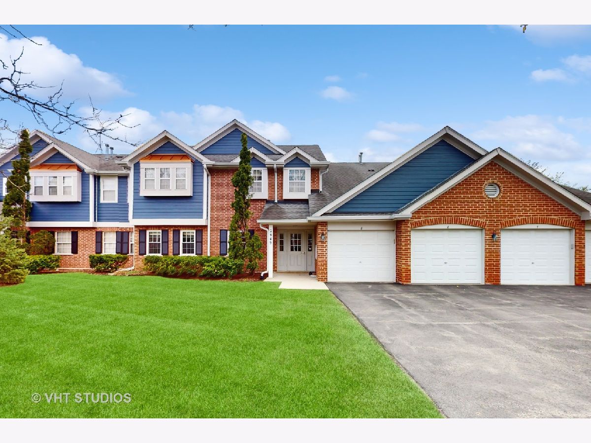 Condos & Townhomes Sold Heatherwood Estates Schaumburg Illinois, 2449 Charleston