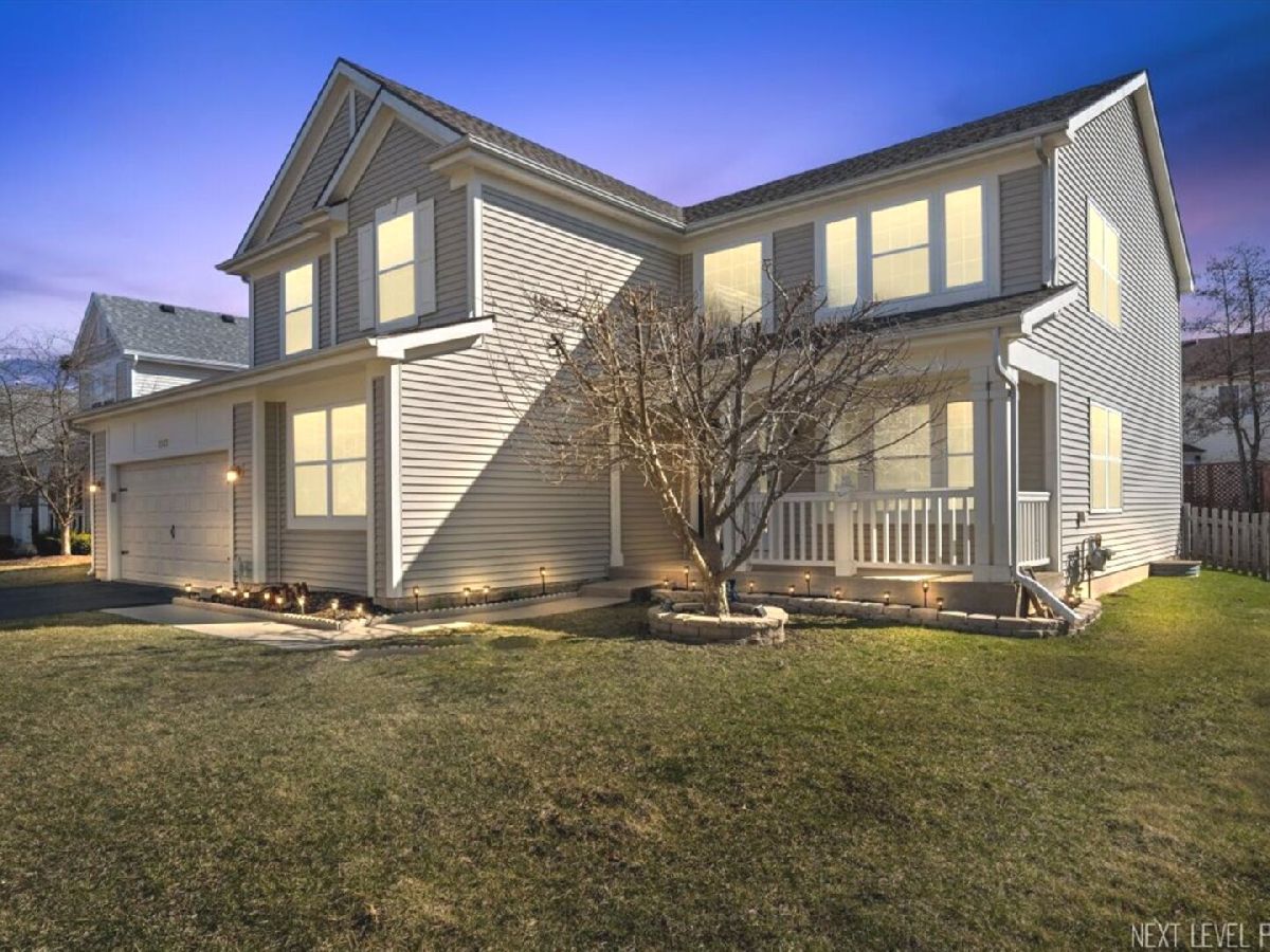 Homes Sold Cambridge Chase Aurora Illinois, 1383 Haversham