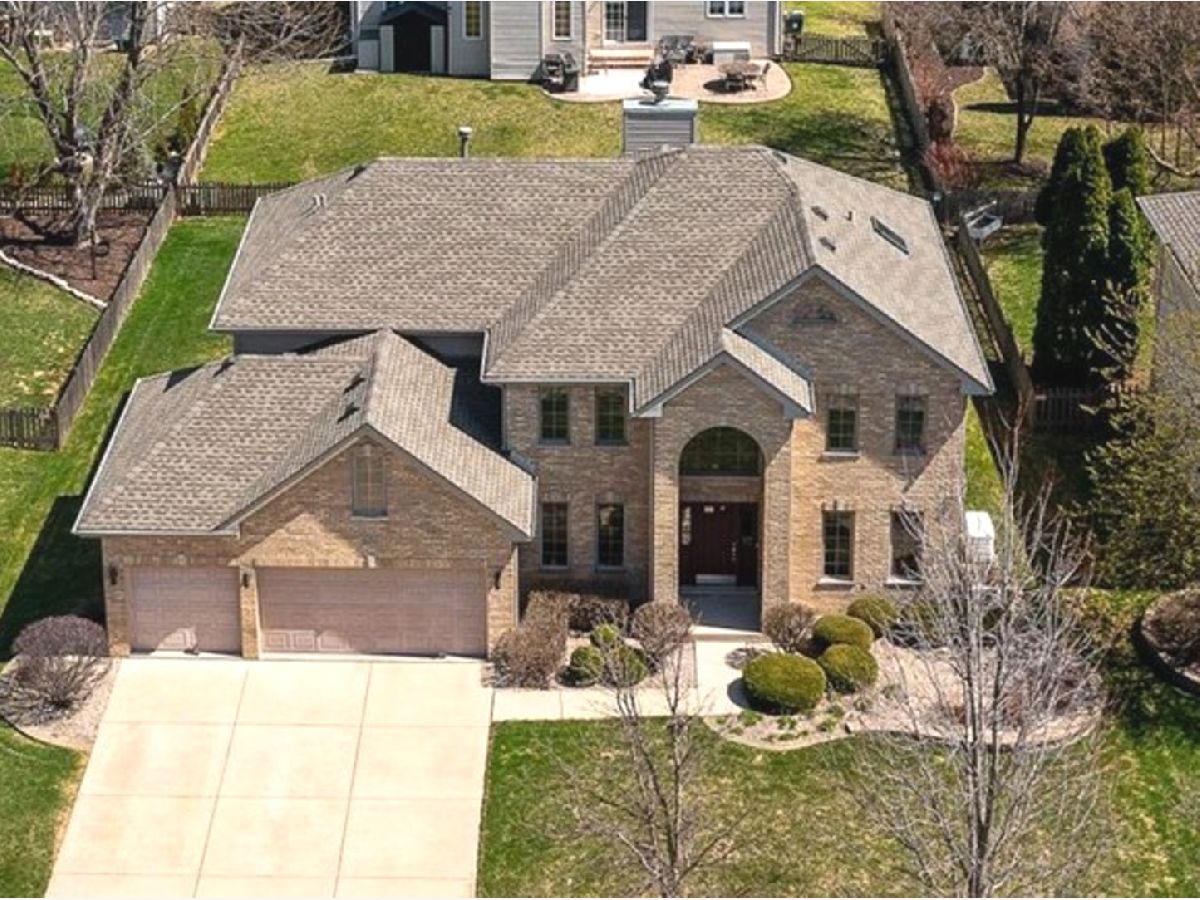 Homes & Townhomes Sold Deerpath Creek Oswego Illinois, 406 Camden