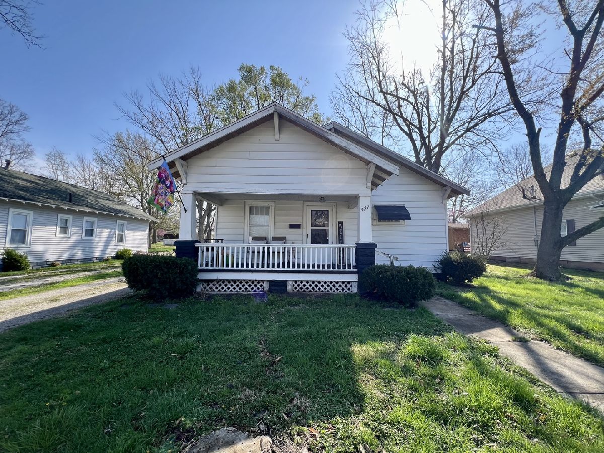  Sold Charleston Illinois, 927 Division