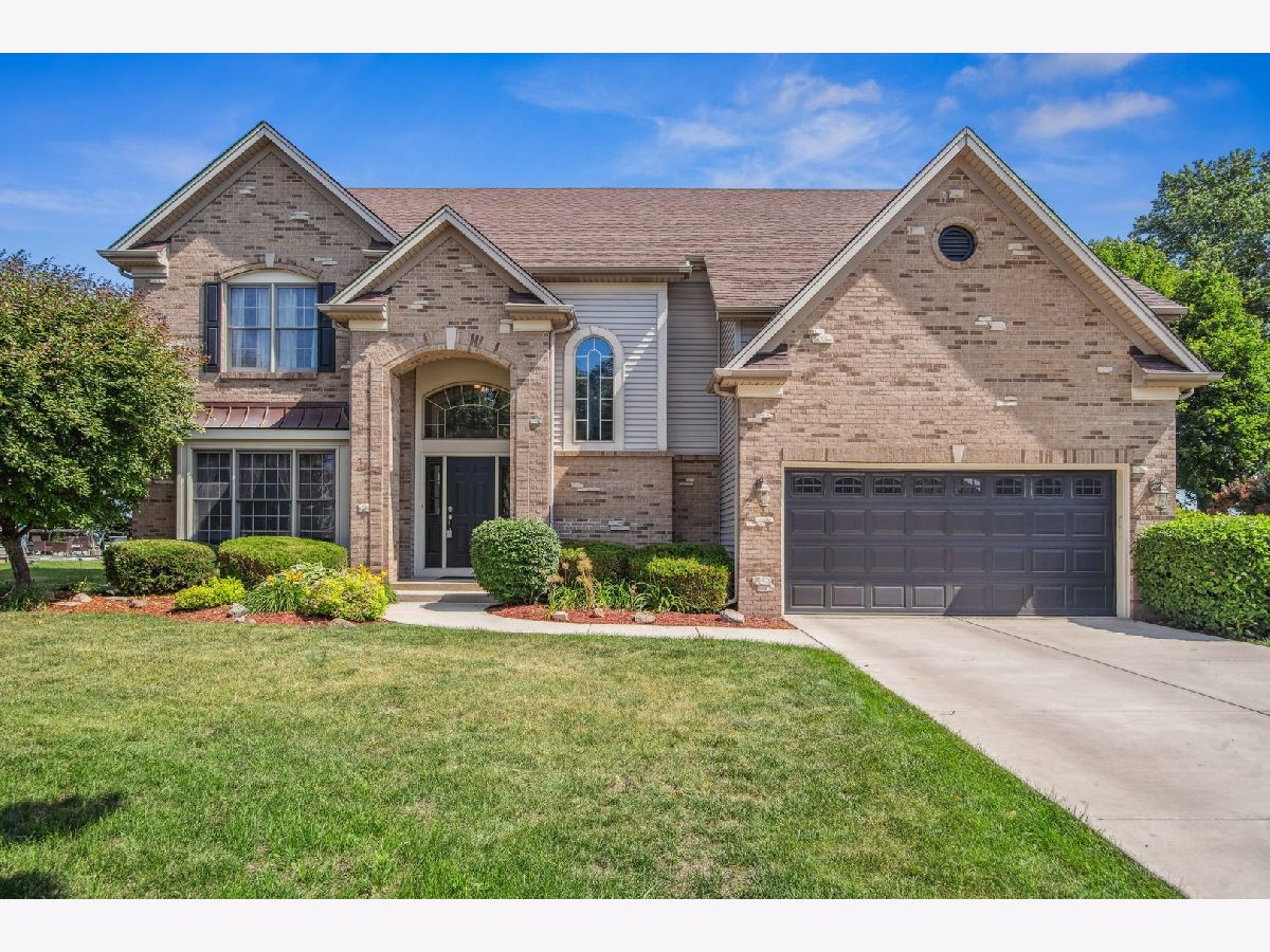 Homes Sold Moose Lake Estates North Aurora Illinois, 570 Mallard Point