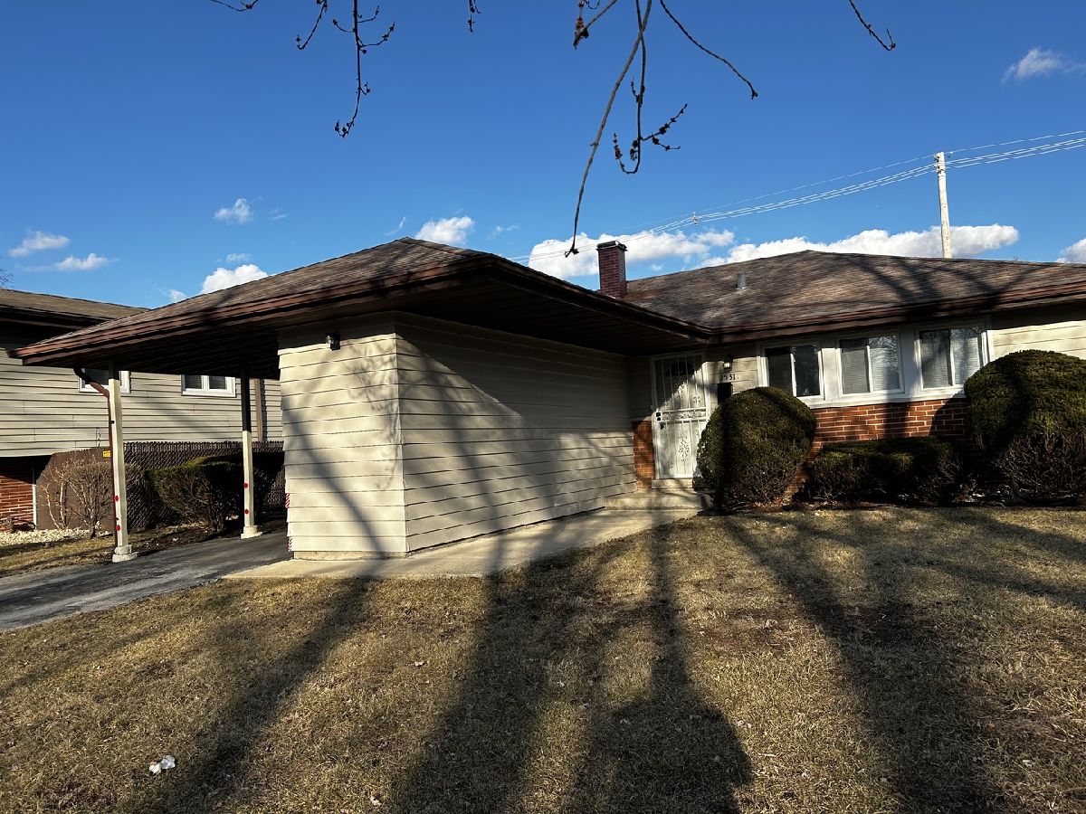  Rented Dolton Illinois, 15311 Meadow