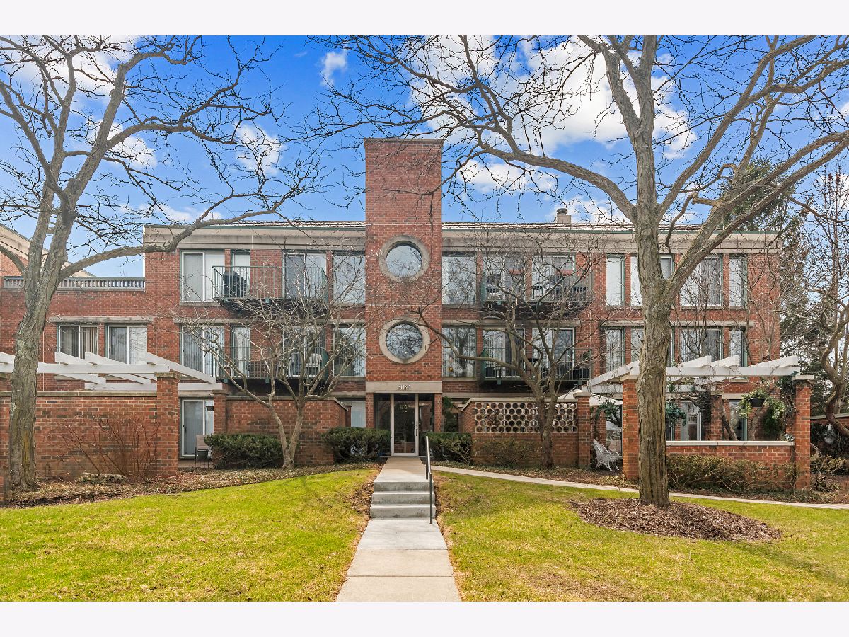 Condos & Townhomes Sold Meadowlake Northfield Illinois, 3030 Arbor
