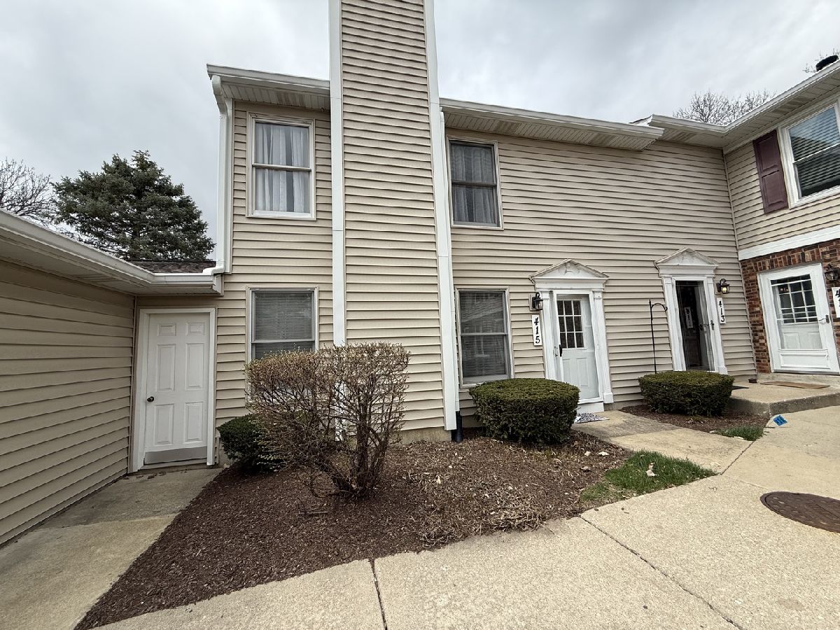 Townhomes & Condos Rented Kensington Court Naperville Illinois, 415 Kensington
