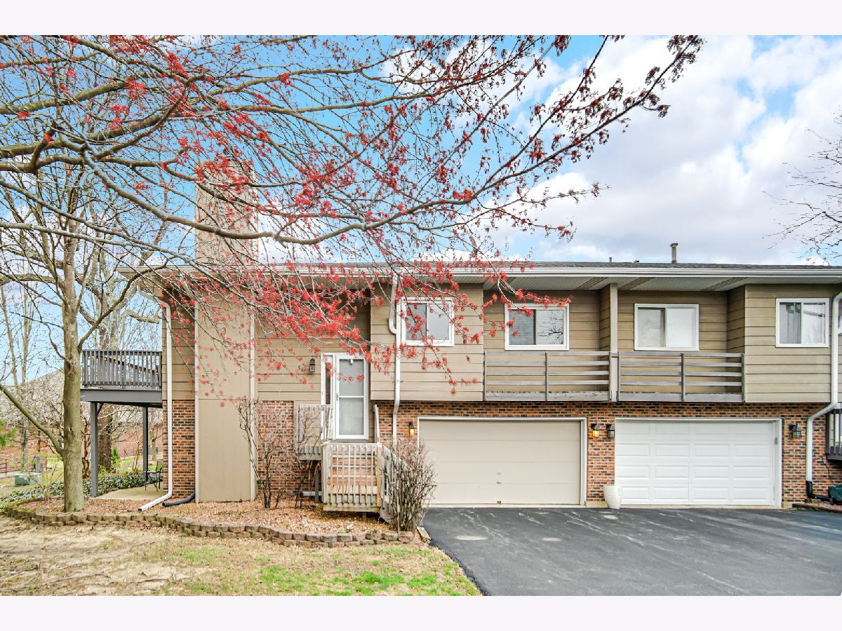Homes & Townhomes & Condos Sold Brookside Frankfort Illinois, 647 Johnson
