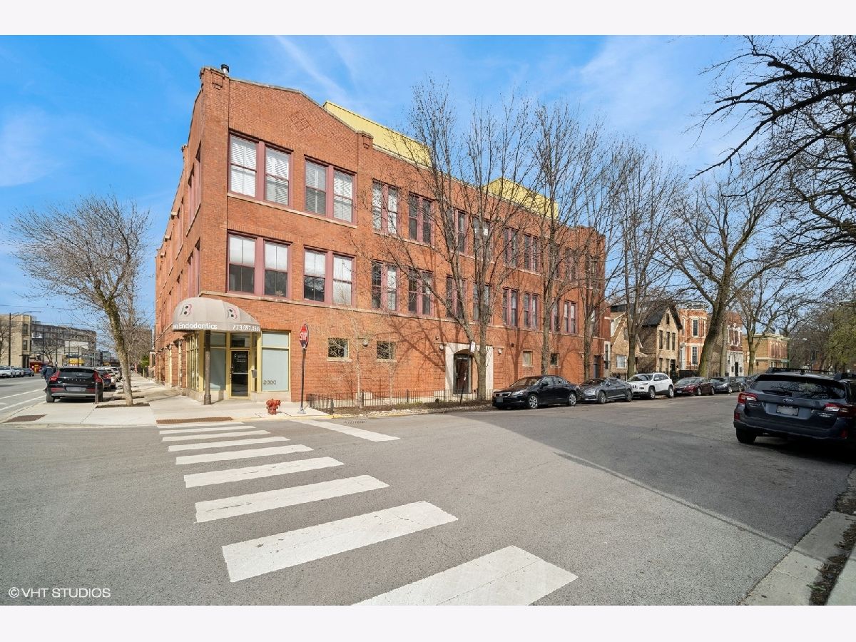 Condominiums Sold Citadel Chicago Illinois, 2300 Armitage
