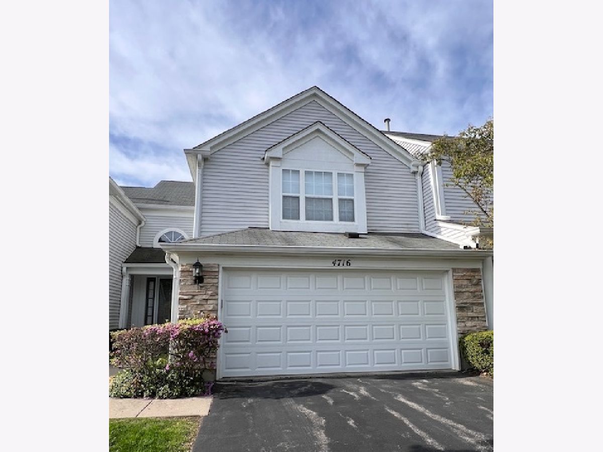Townhomes Rented Hearthstone Hoffman Estates Illinois, 4716 Amber