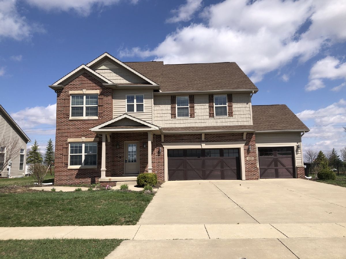 Homes & Condos & Townhomes Sold Vineyards Normal Illinois, 1260 Silver Oak