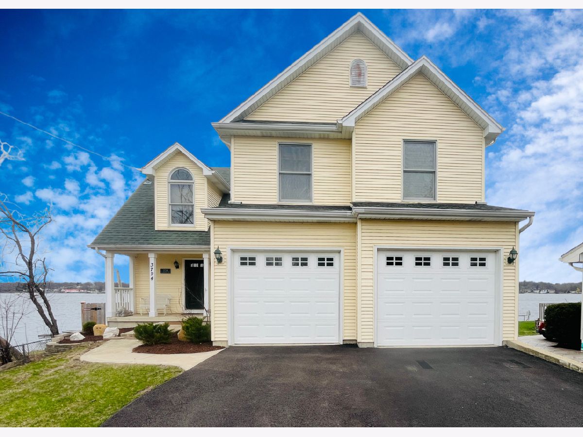 Homes Sold Sunrise Ridge Wonder Lake Illinois, 3724 Lake Shore