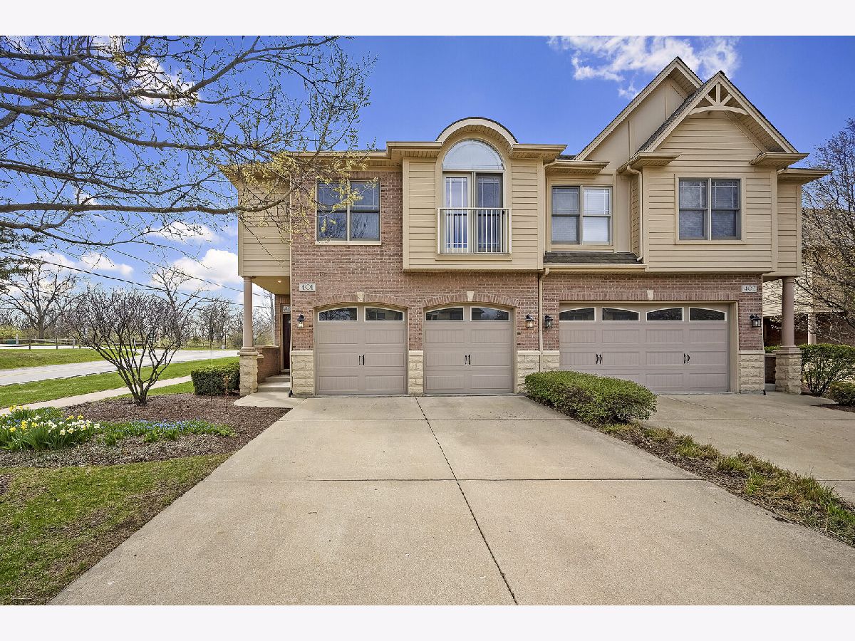 Townhomes Sold The Villas Of Versailles Lisle Illinois, 401 Provence