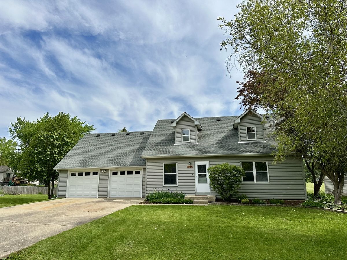  Sold Lake Holiday Illinois, 1665 Hilda