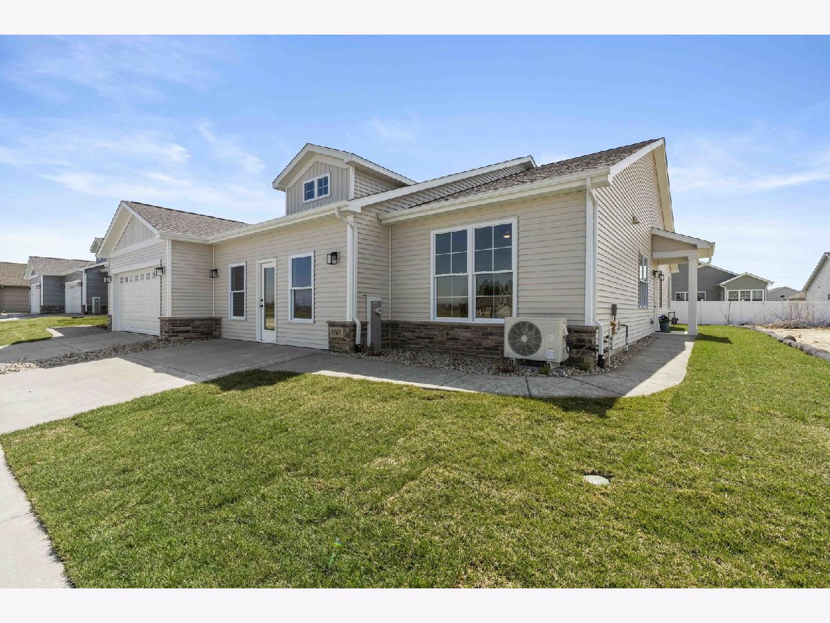  For Sale Portage Indiana, 6367 Jasmine Avenue