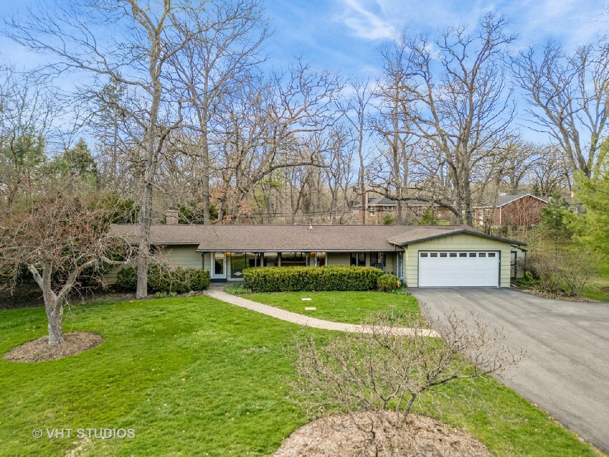  Sold North Barrington Illinois, 592 Eton