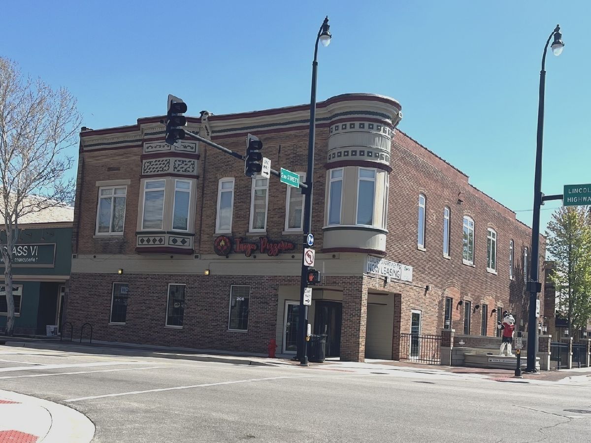  Rented Dekalb Illinois, 102 2nd
