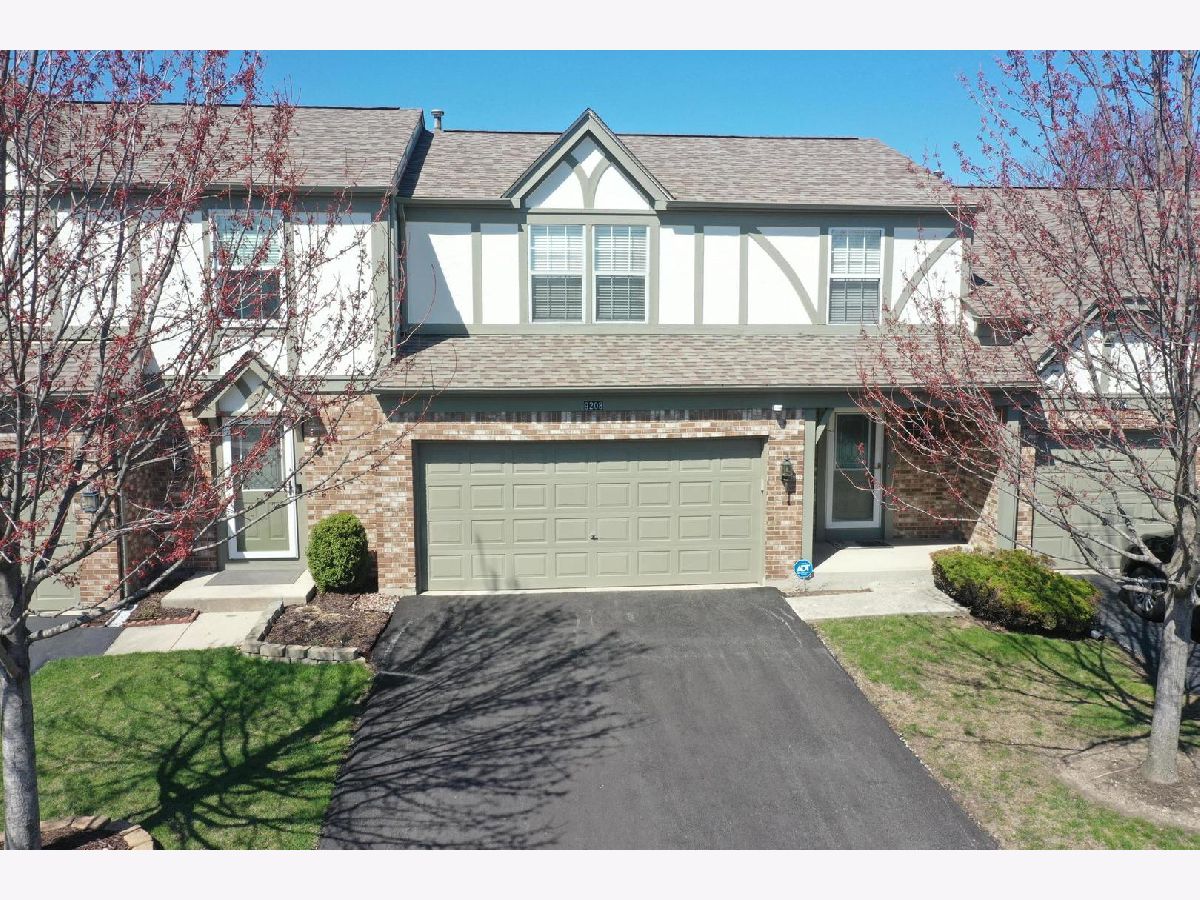 Townhomes Sold Greencastle Orland Park Illinois, 9208 Dexter