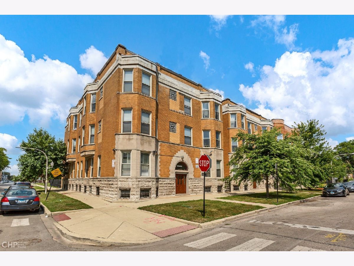 Condos & Townhomes & Homes Sold Bronzeville Chicago Illinois, 4858 Prairie