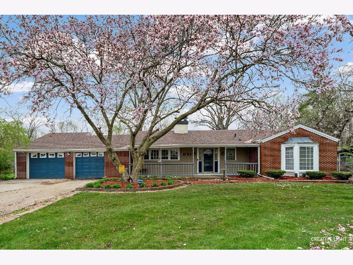 Homes Sold Sugar Creek Woods Joliet Illinois, 1613 Middletree