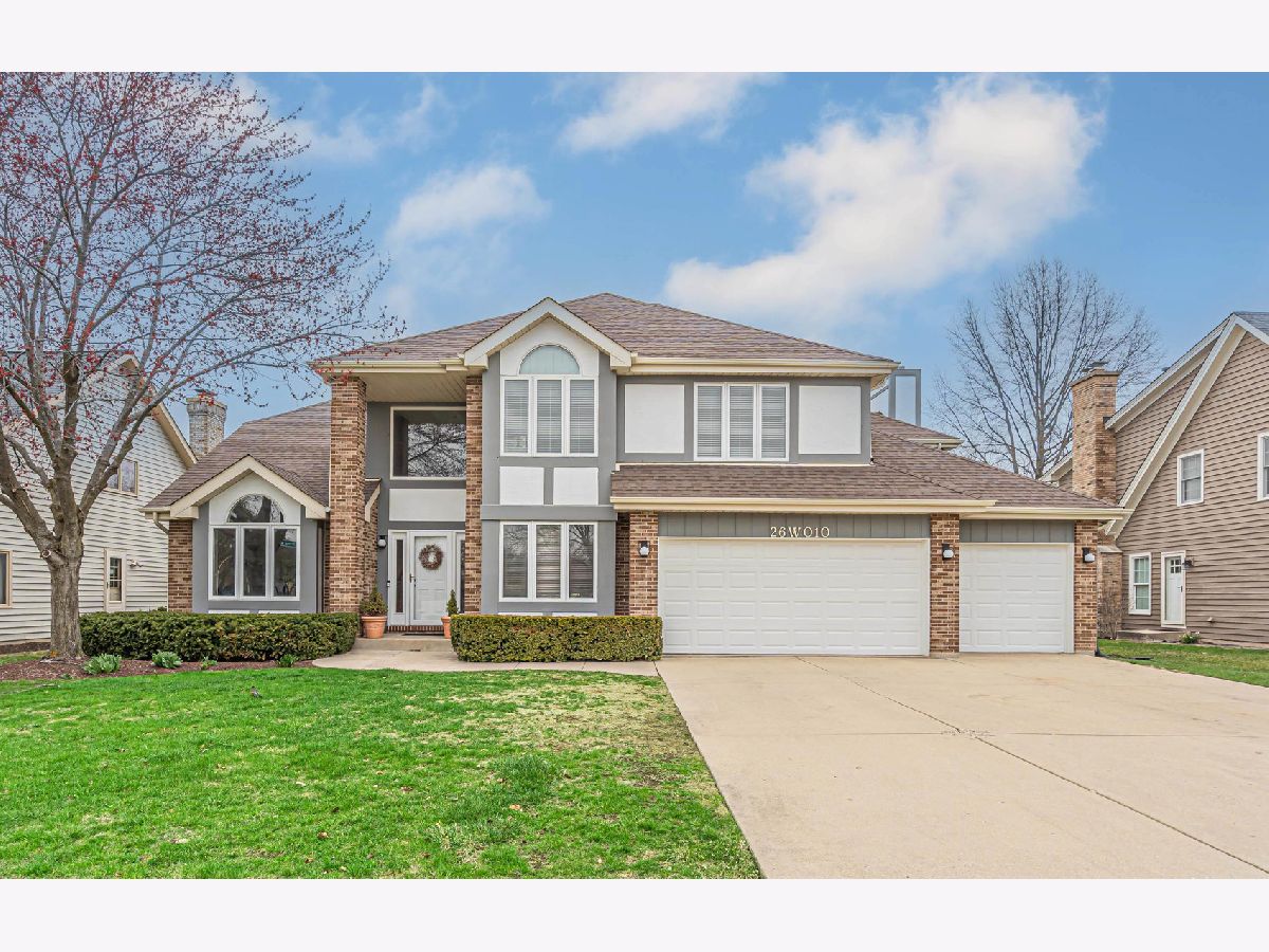 Homes Sold James Place Carol Stream Illinois, 26w010 Macarthur