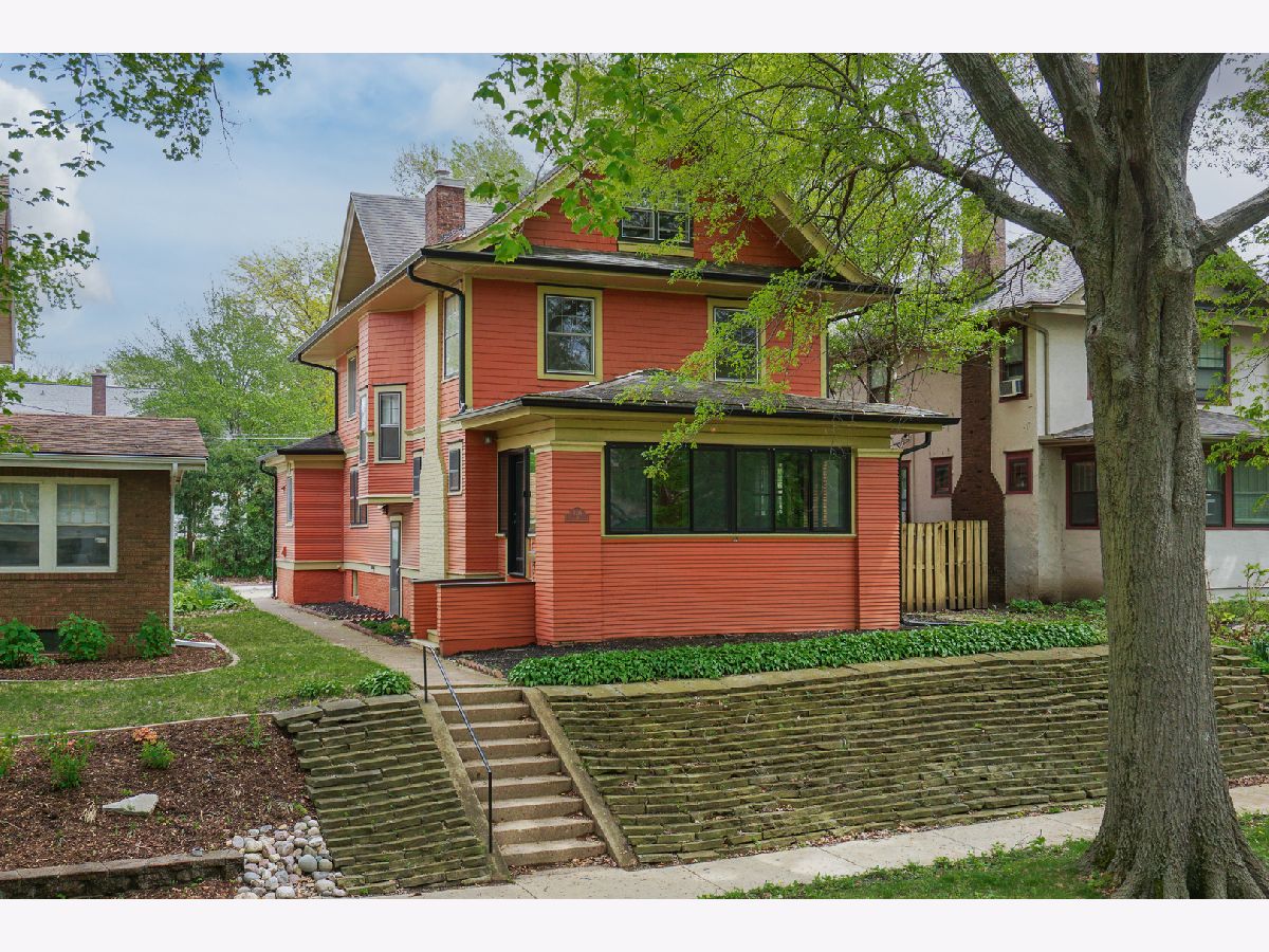 Homes Sold White's Place Bloomington Illinois, 1319 Clinton
