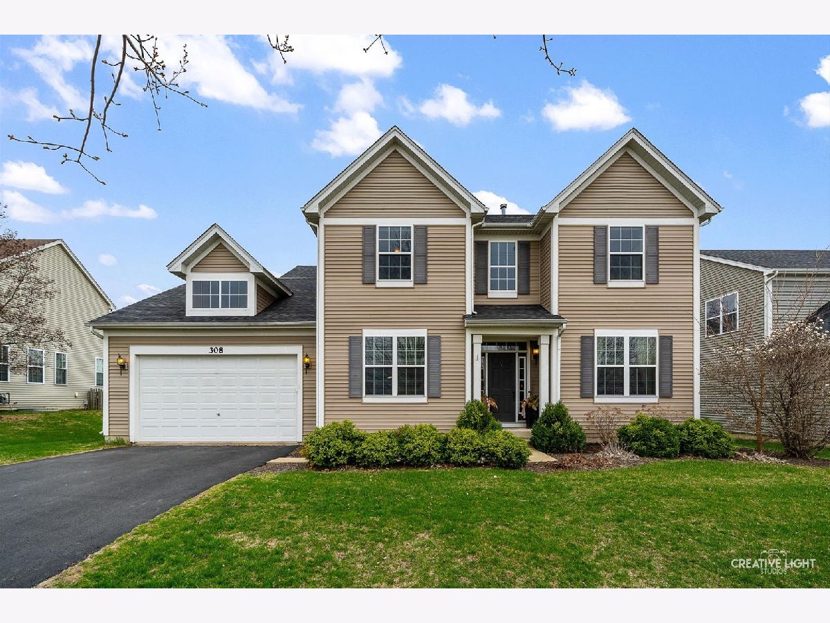 Homes & Townhomes & Condos Sold Churchill Club Oswego Illinois, 308 Furlong