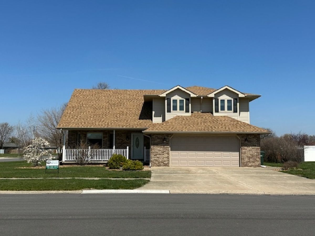 Homes & Condos & Townhomes Sold Coalfield Coal City Illinois, 110 Spring