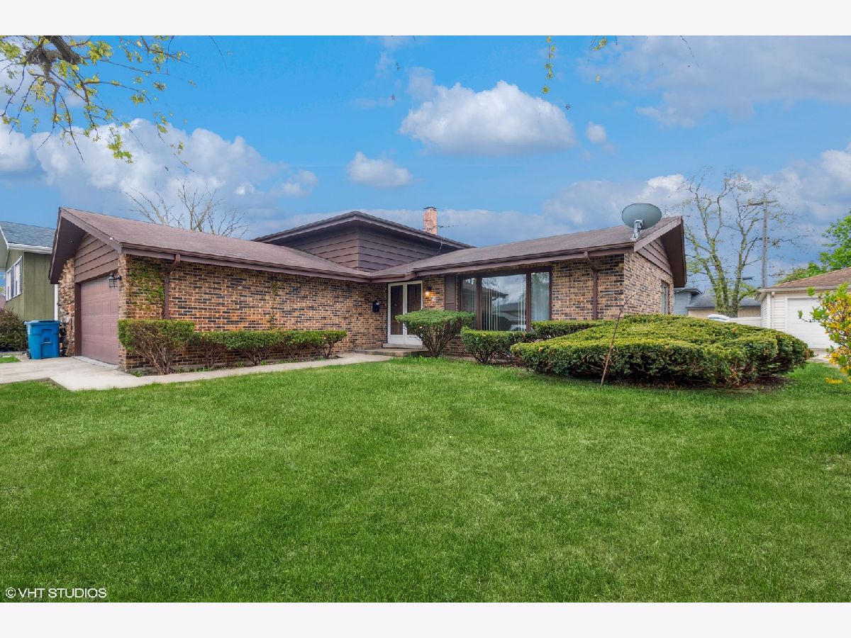  Rented Chicago Heights Illinois, 70 Frances