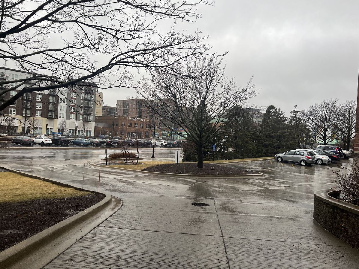 Condominiums Rented River Pointe Des Plaines Illinois, 650 River