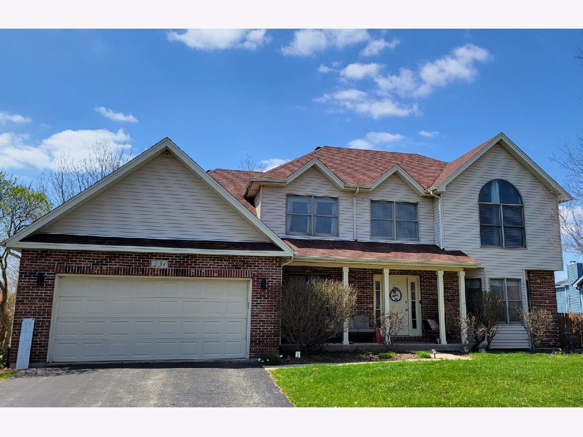 Homes & Townhomes Sold Deerpath Creek Oswego Illinois, 251 Isleview
