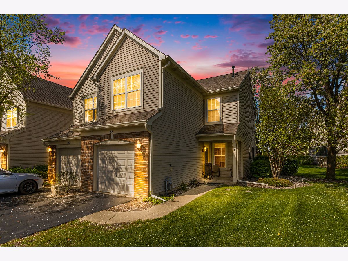 Townhomes & Homes Sold Briargate Grayslake Illinois, 88 Keeneland