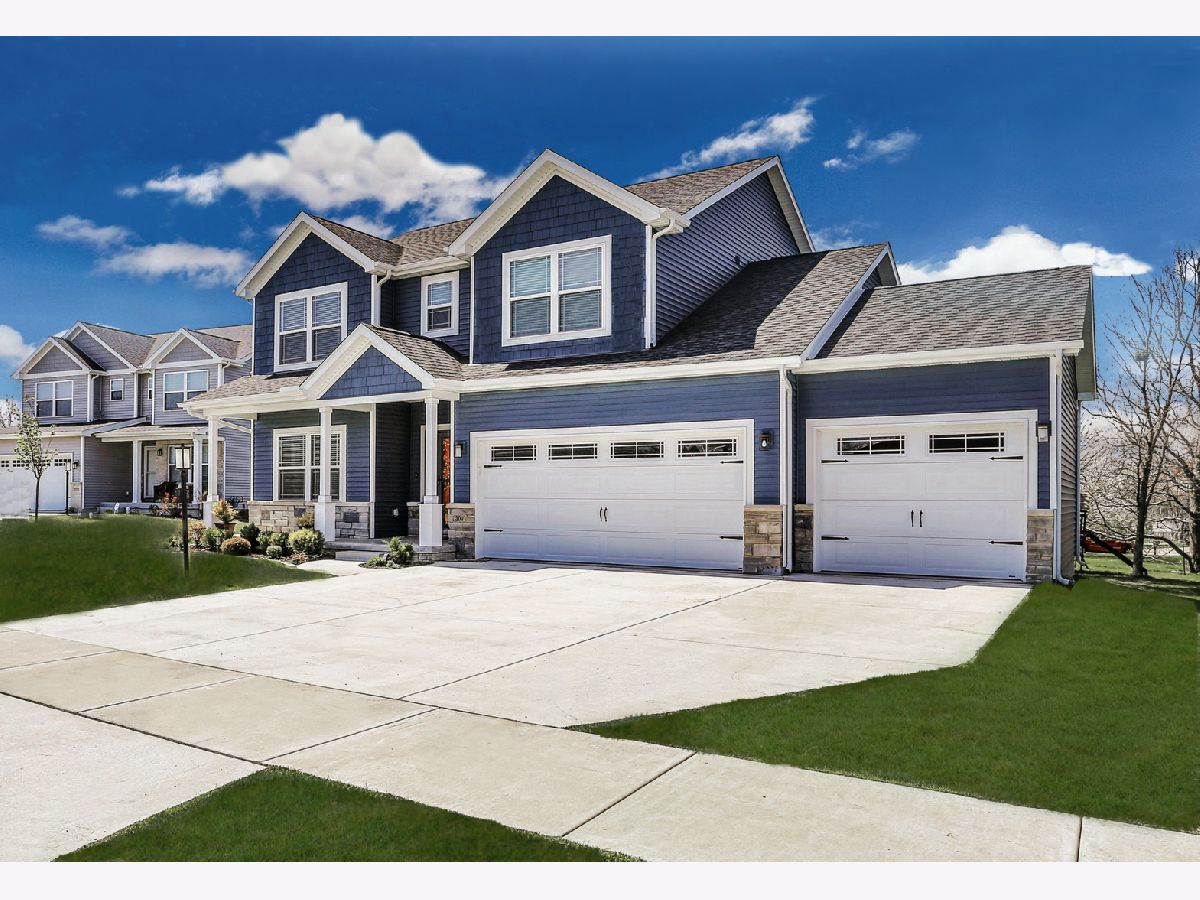 Homes & Condos & Townhomes Sold Prairie Crossing Mahomet Illinois, 307 Red Bud