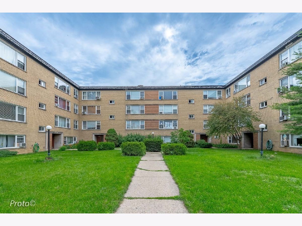  Rented Chicago Illinois, 6119 Seeley